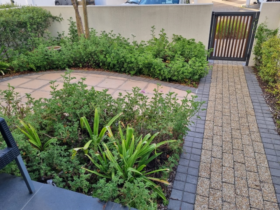 To Let 2 Bedroom Property for Rent in Sonstraal Heights Western Cape